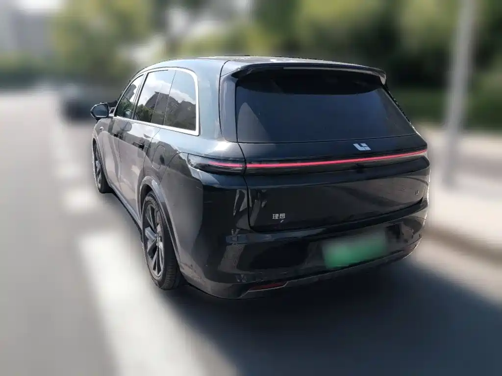 Li Auto Li L8 — миниатюра 4