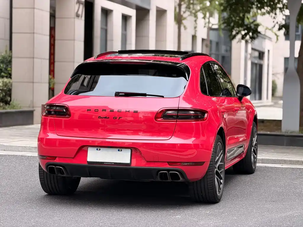 Porsche Macan — миниатюра 27