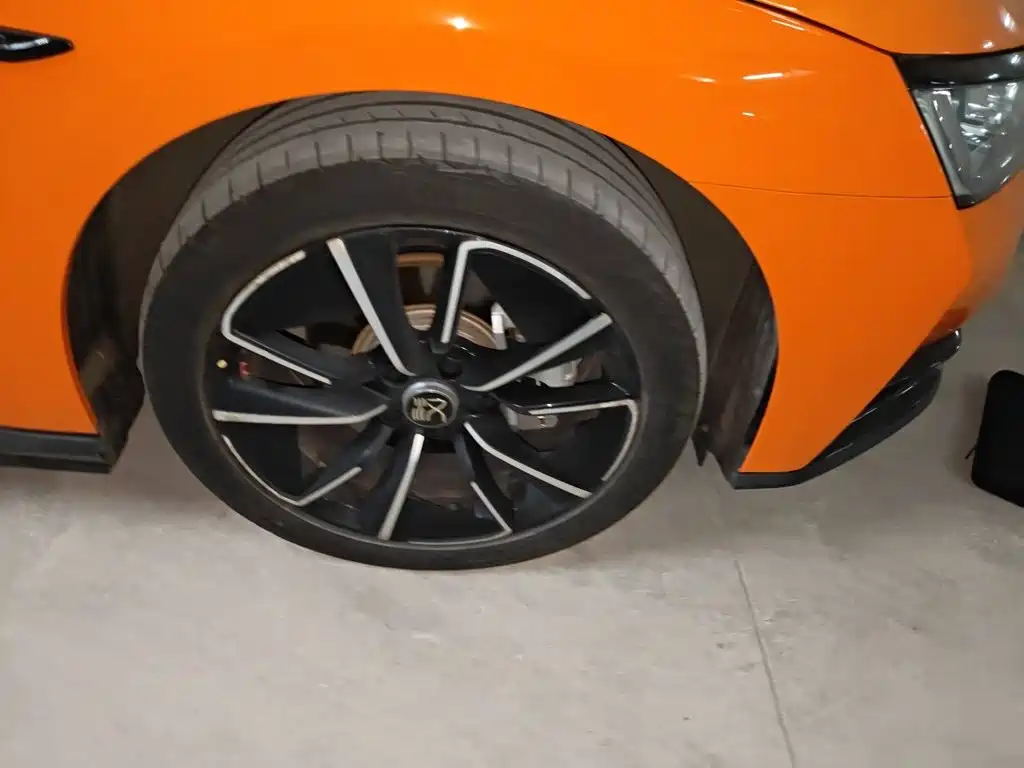 BYD Han — миниатюра 8