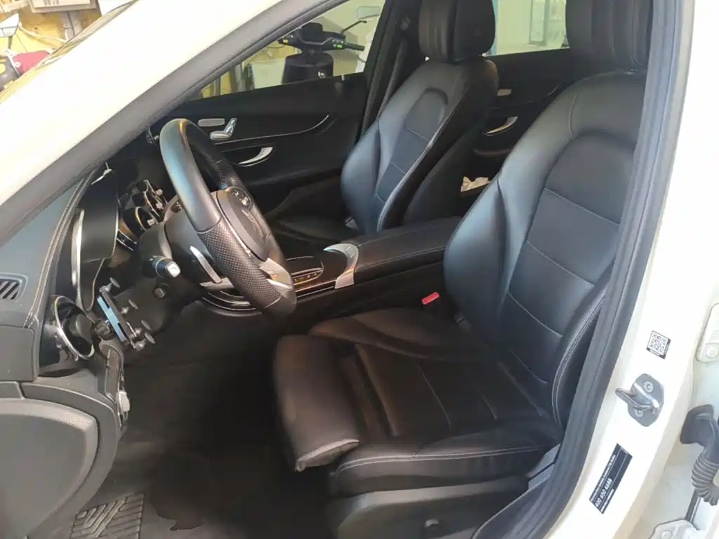 Mercedes-Benz C-Class — миниатюра 15