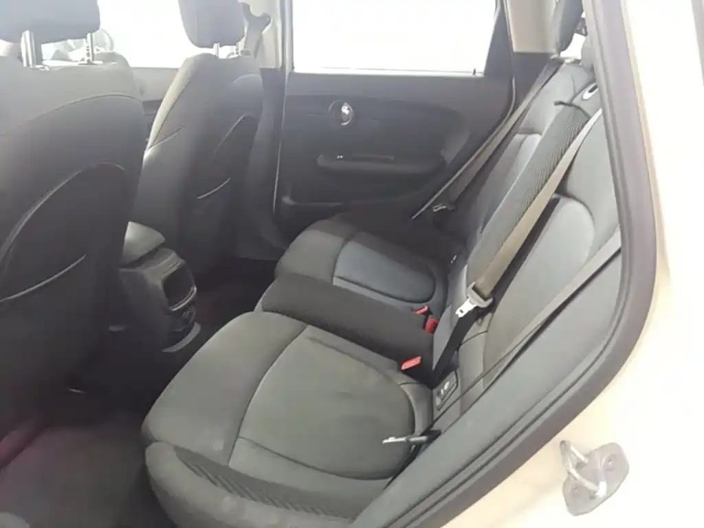MINI Mini Clubman — миниатюра 17