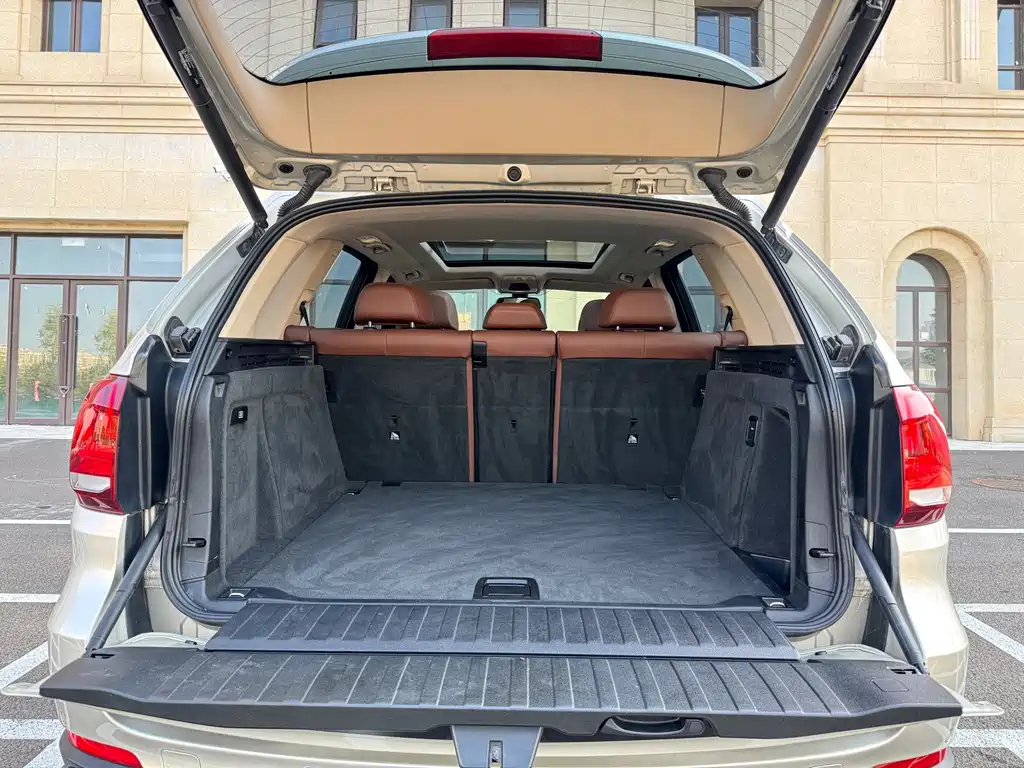 BMW X5 (Import) — миниатюра 27