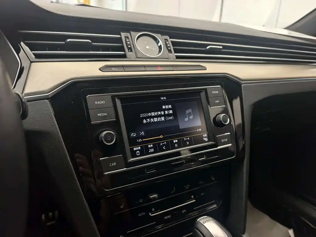 Volkswagen CC — миниатюра 10