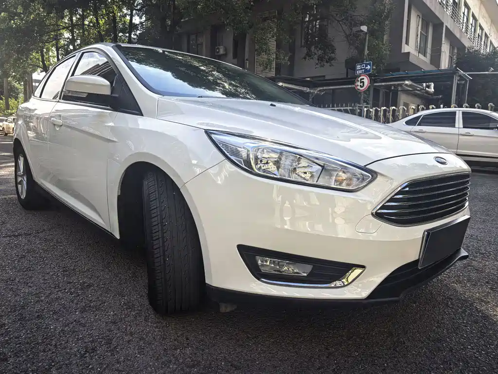 Ford Focus — миниатюра 2