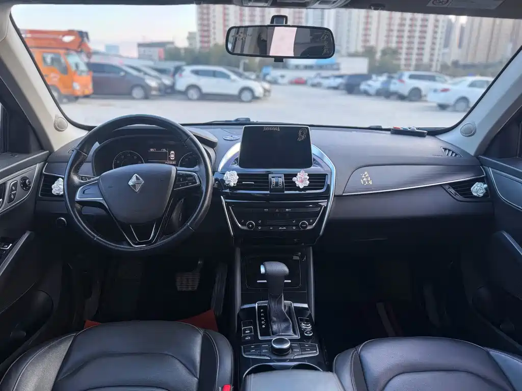 Borgward BX5 — миниатюра 5