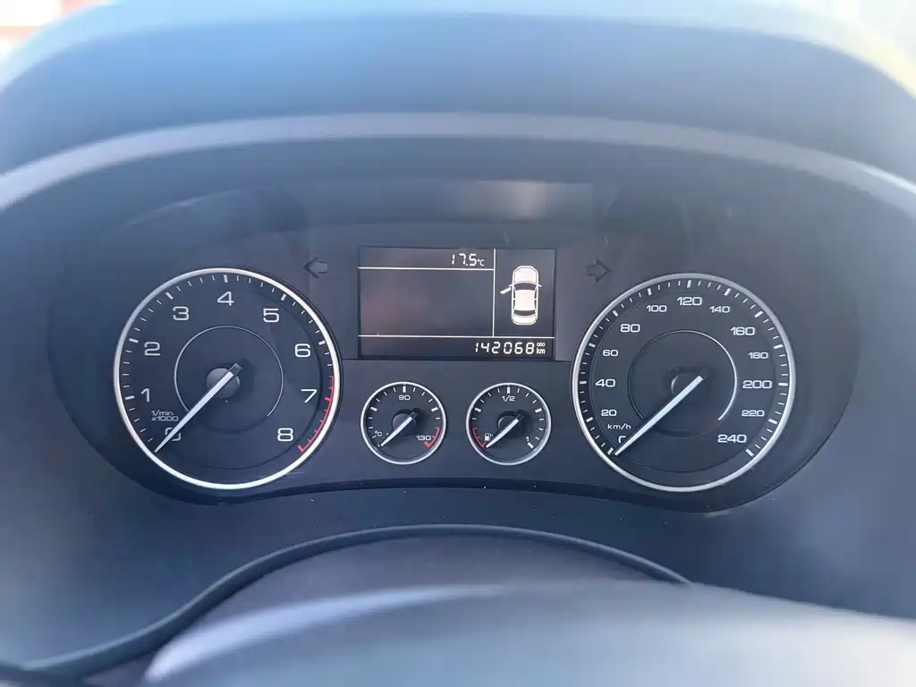 Borgward BX5 — миниатюра 14
