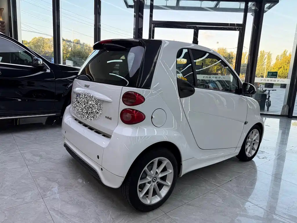 smart Smart Fortwo — миниатюра 9