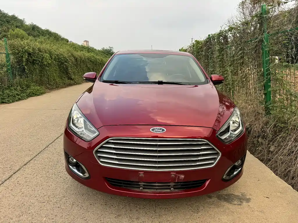 Ford Escort 2017 1.5L AT Fashion