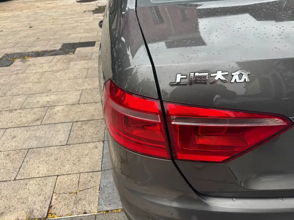 Volkswagen Lavida — миниатюра 6