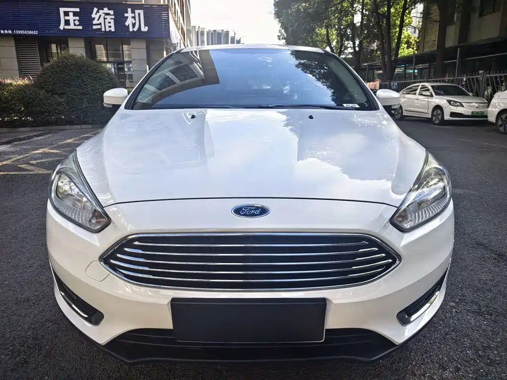 Ford Focus — миниатюра 3