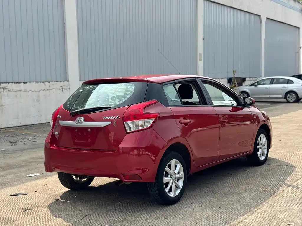 Toyota Yaris L — миниатюра 11
