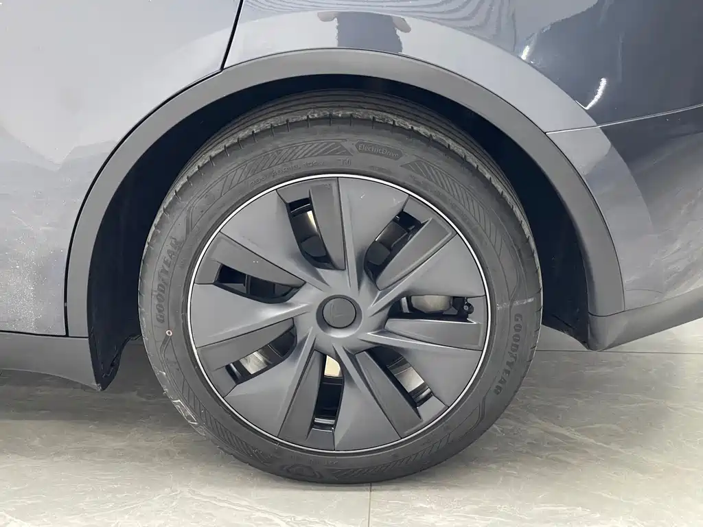 Tesla Model Y — фотографии объявления, Фото 19