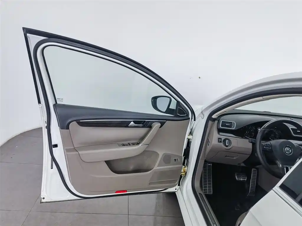 Volkswagen Magotan 2013 2.0TSI