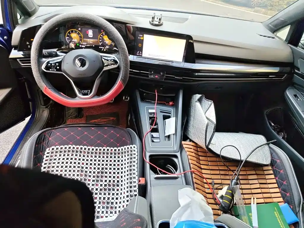 Volkswagen Golf — миниатюра 10