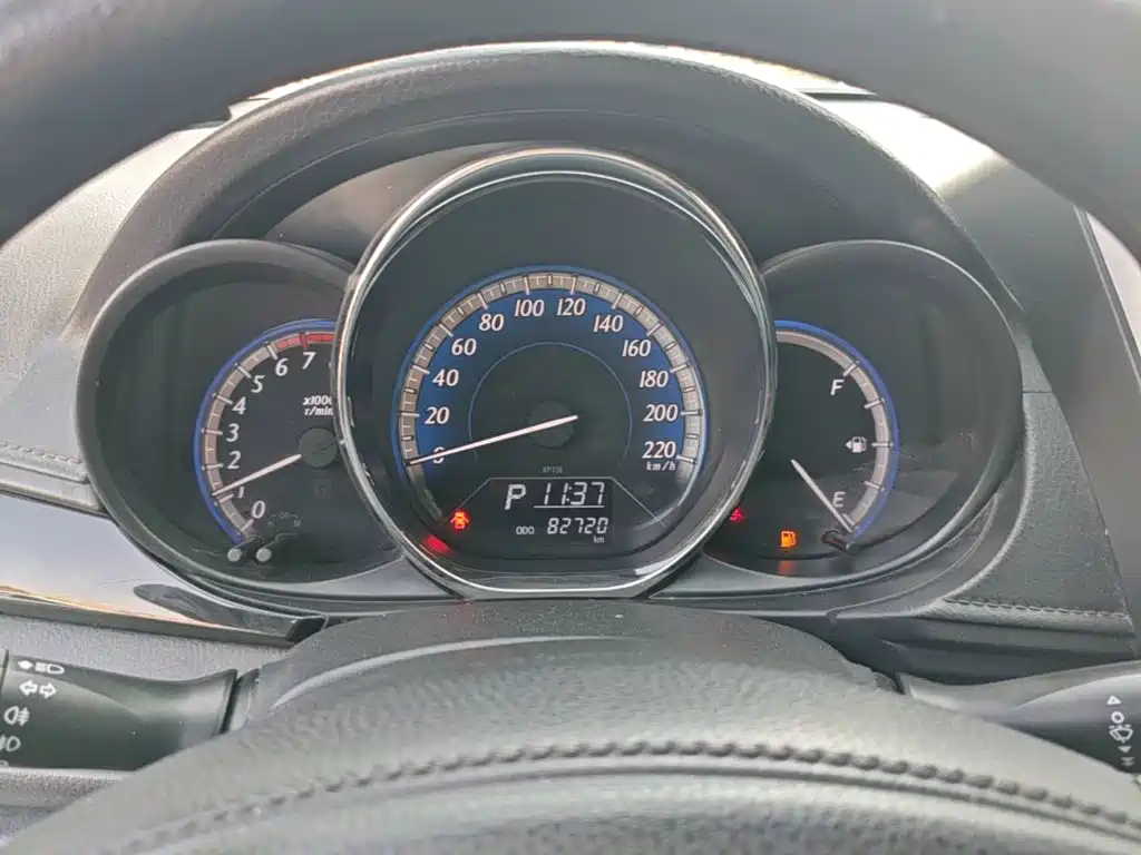 Toyota Yaris L — миниатюра 12