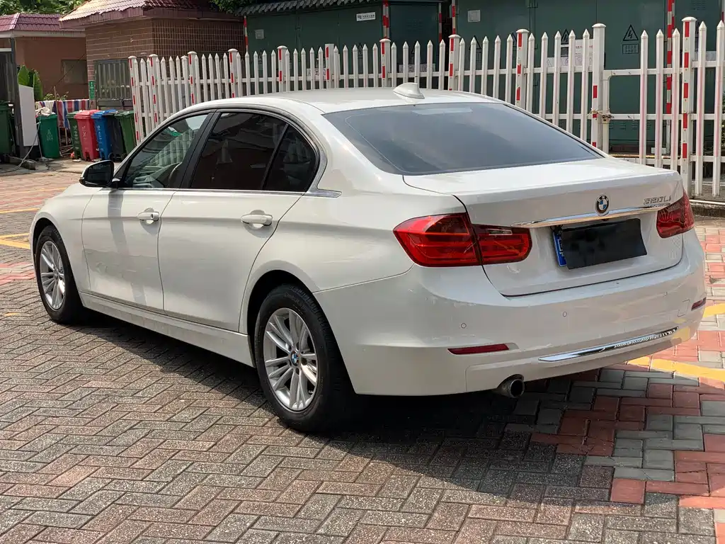 BMW 3 Series — миниатюра 5