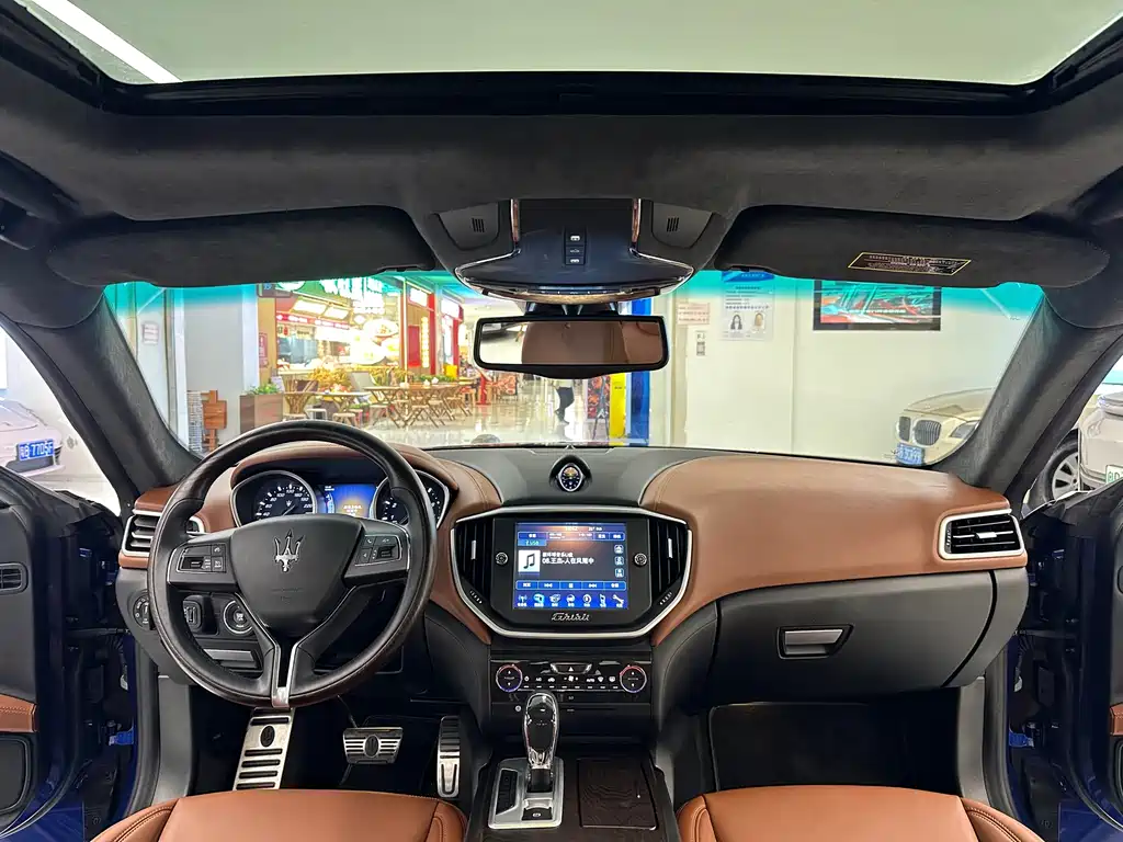 Maserati Ghibli — миниатюра 21