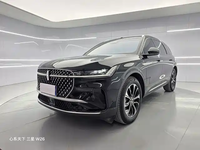 LINCOLN NAVIGATOR 2023