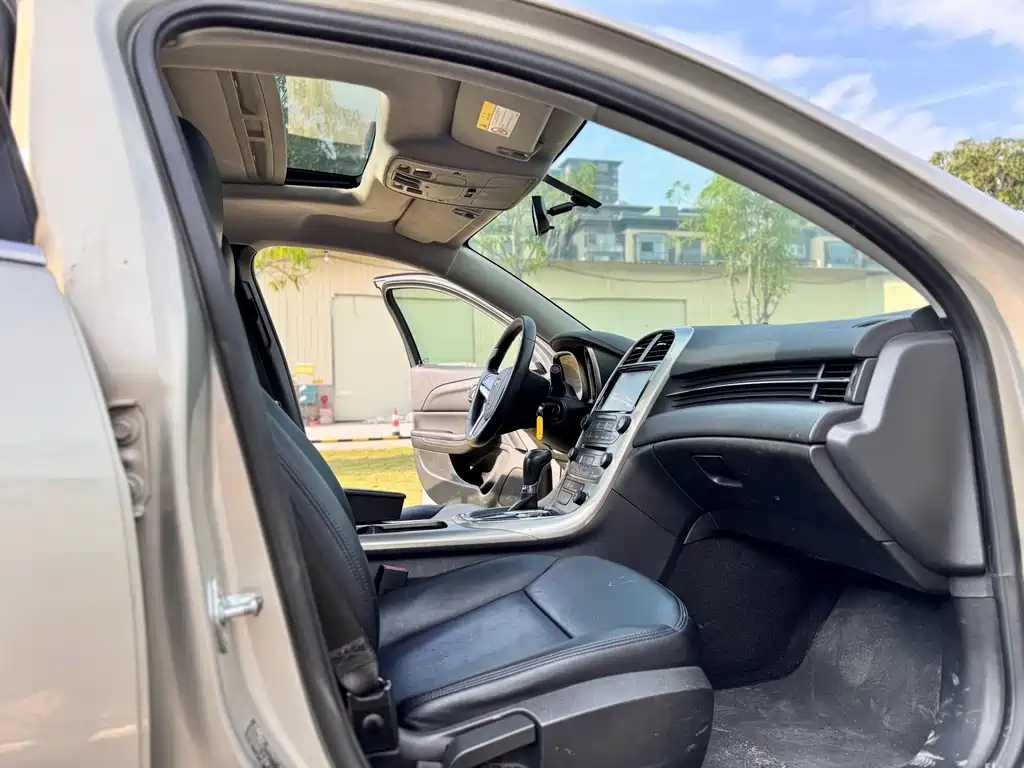 Chevrolet Malibu — миниатюра 13