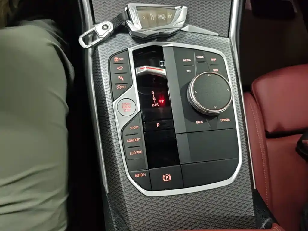 BMW 3 Series — миниатюра 14