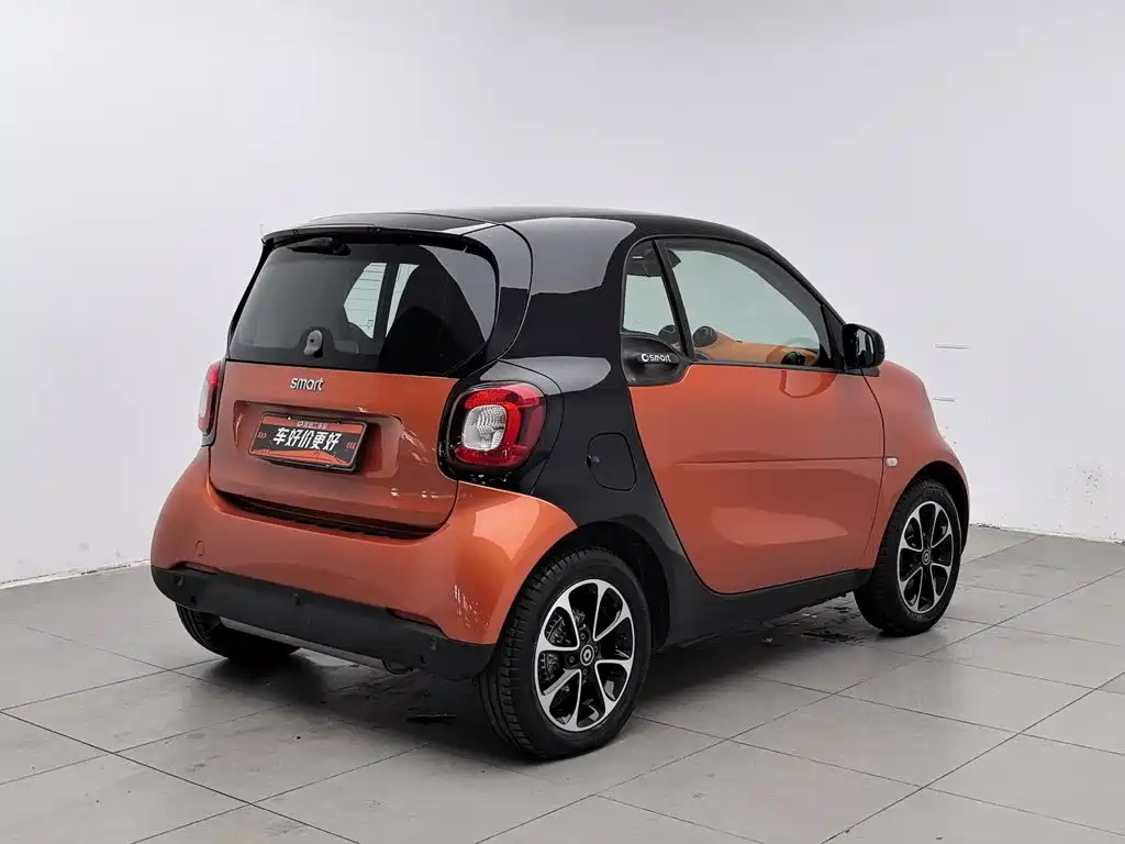 smart Smart Fortwo — миниатюра 2