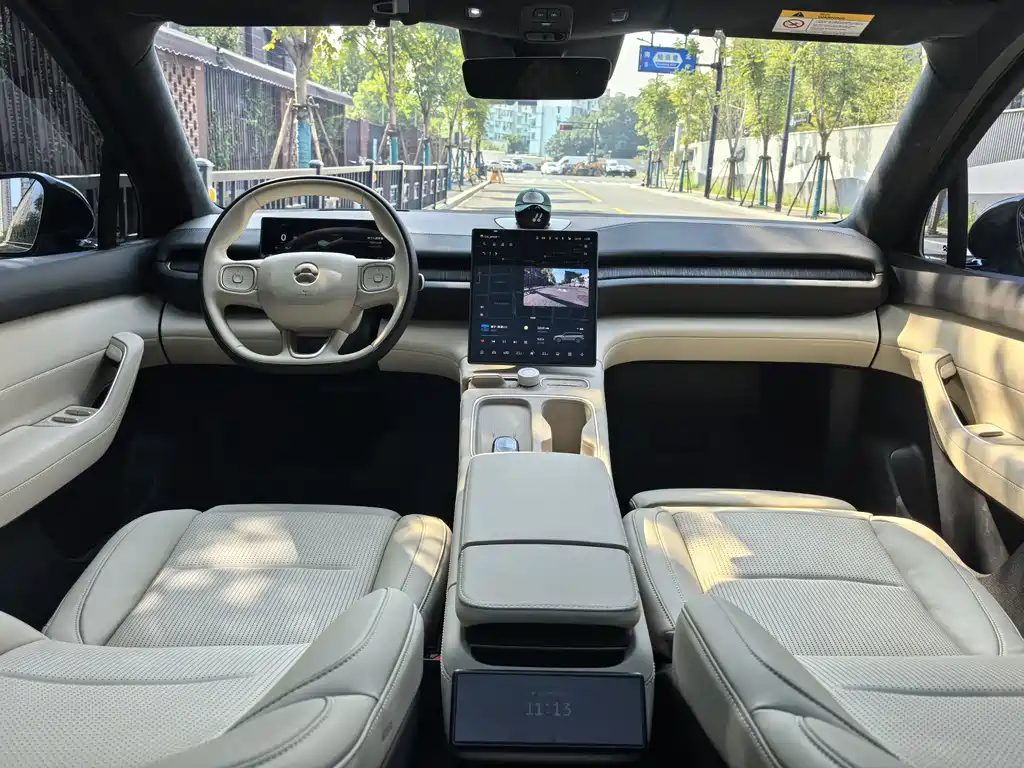 NIO ES6 — миниатюра 14