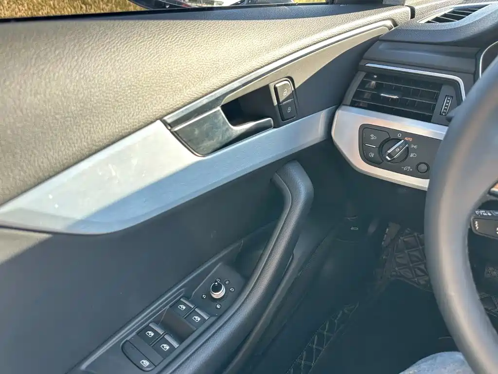 Audi A4L — миниатюра 23