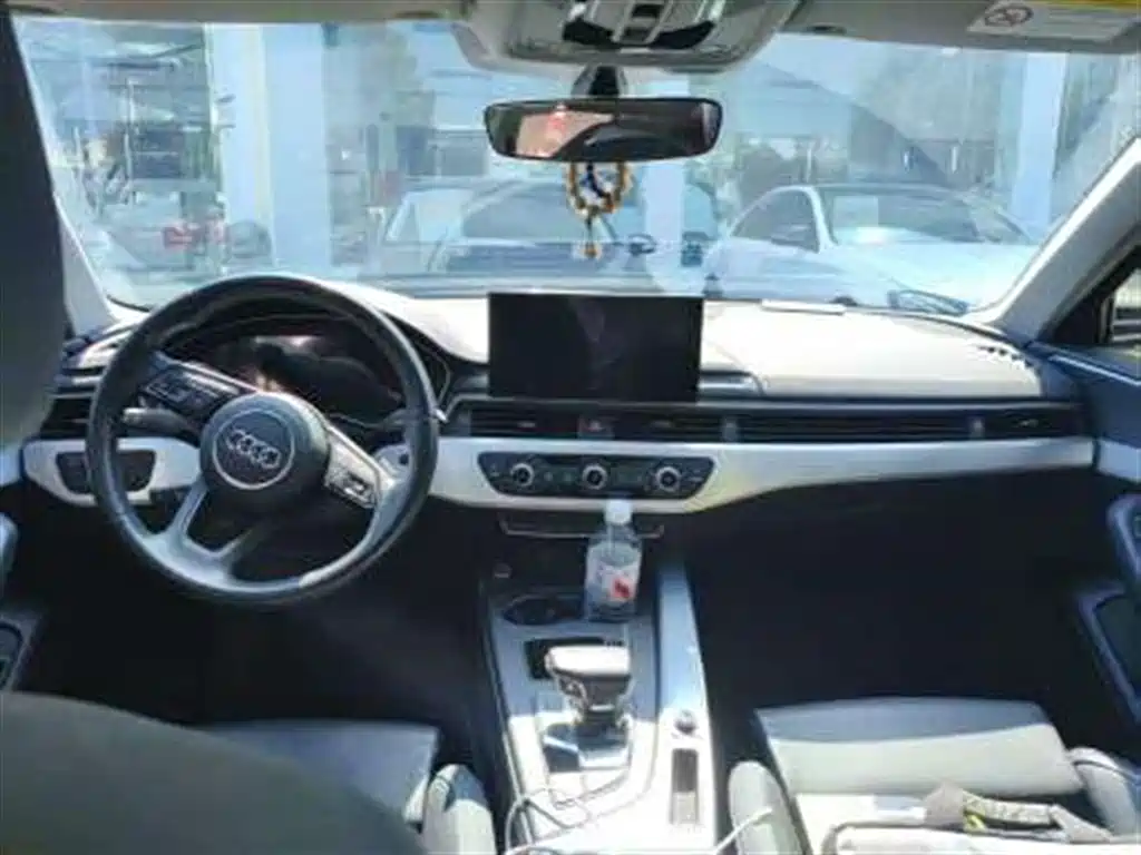 Audi A4L — миниатюра 8