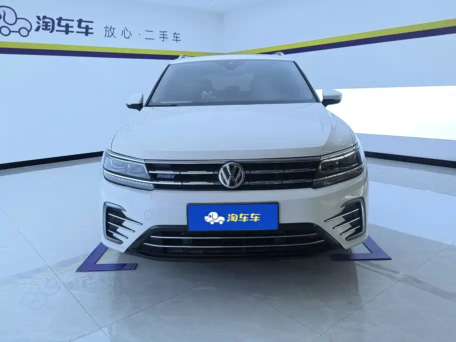 Volkswagen Tiguan L PHEV — миниатюра 2