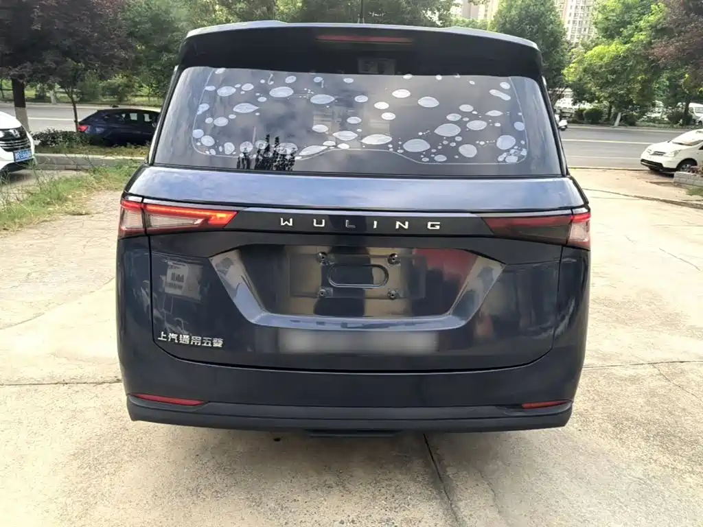 Wuling Jiachen — миниатюра 6