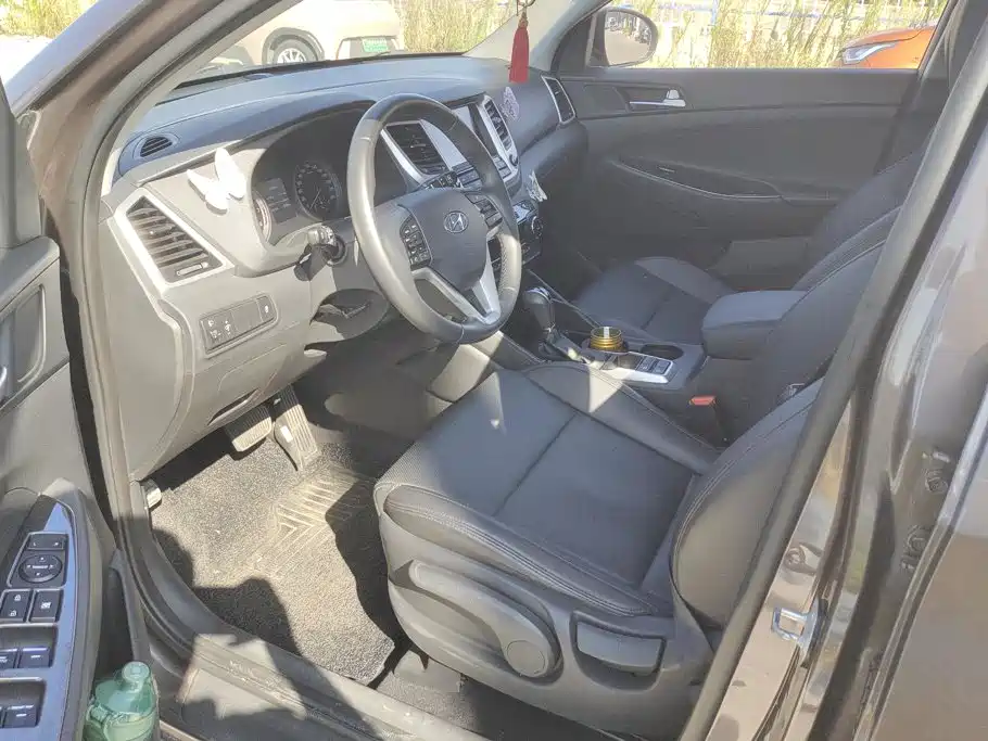 Hyundai Tucson — миниатюра 9