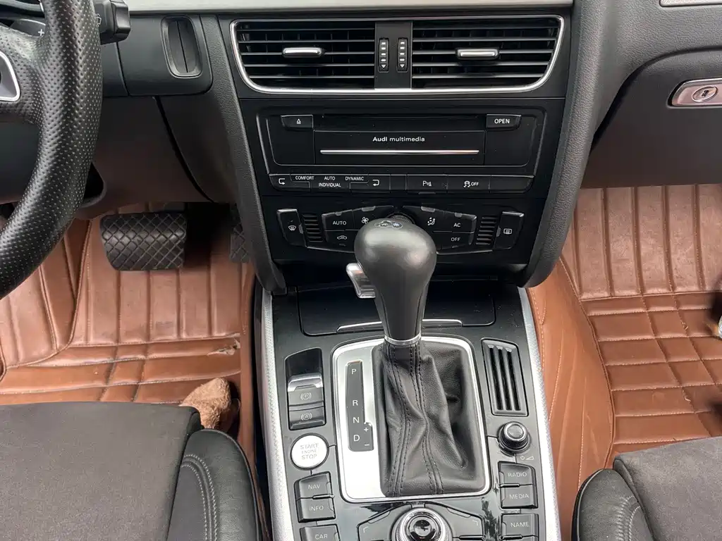 Audi A4L — миниатюра 8