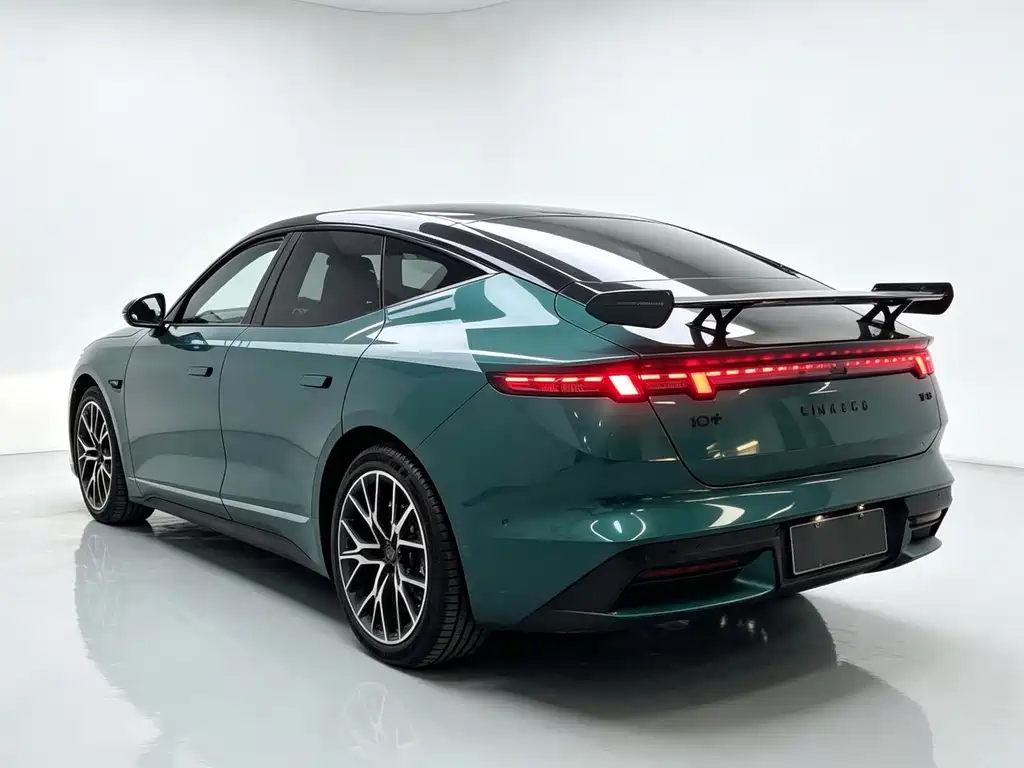 Lynk & Co 10 — миниатюра 5