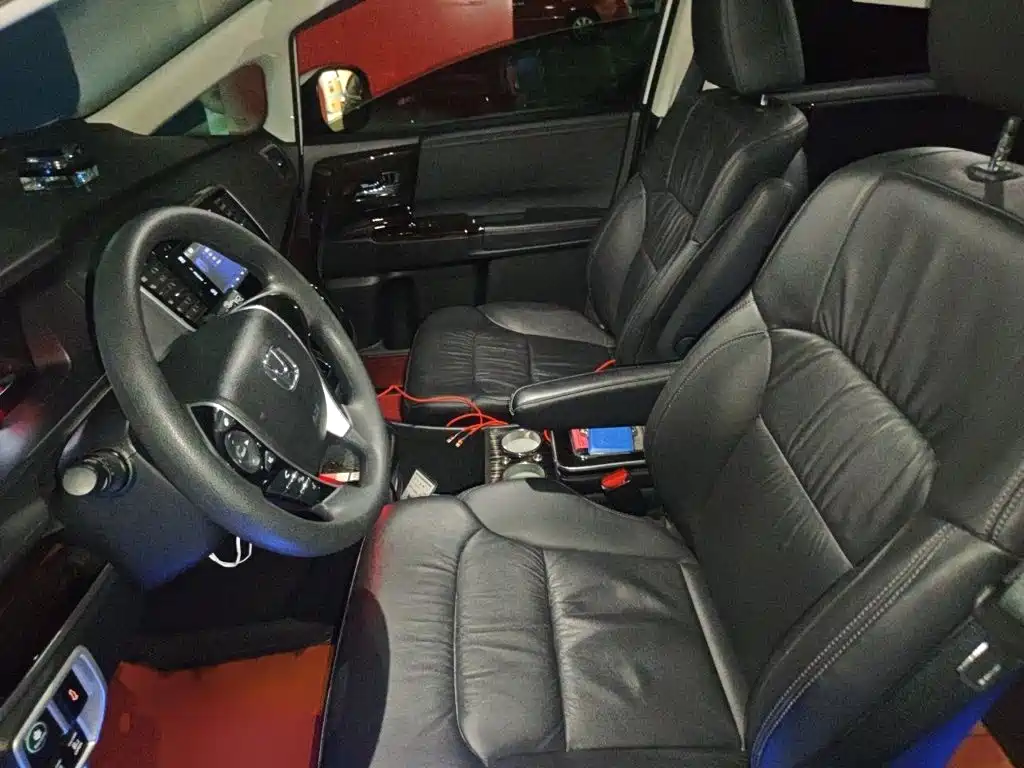 Honda Odyssey — миниатюра 8