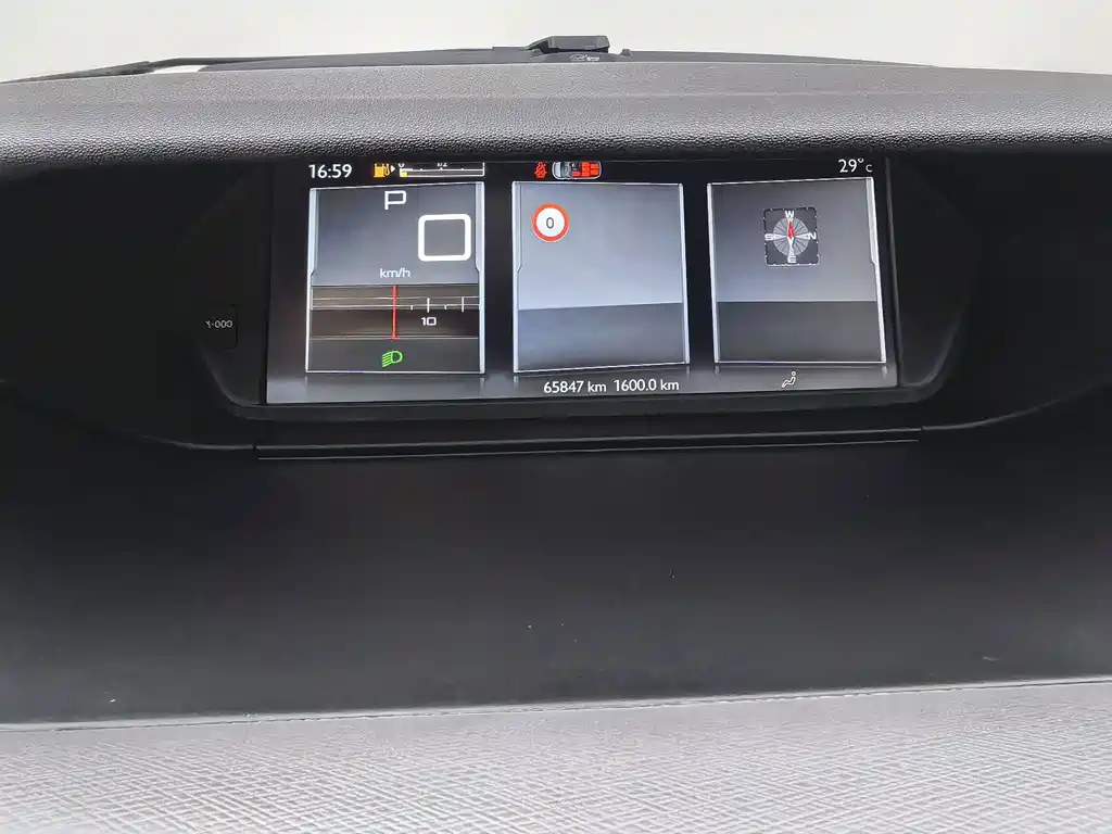 Citroen C4 Picasso — миниатюра 8