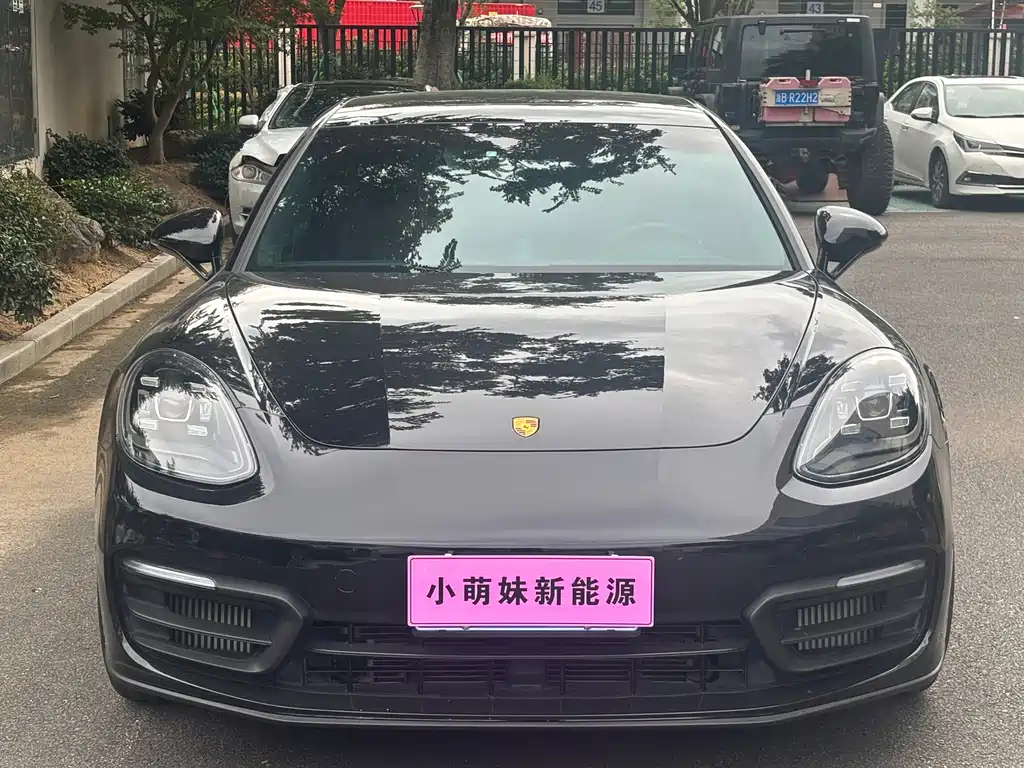 Porsche Panamera — миниатюра 2