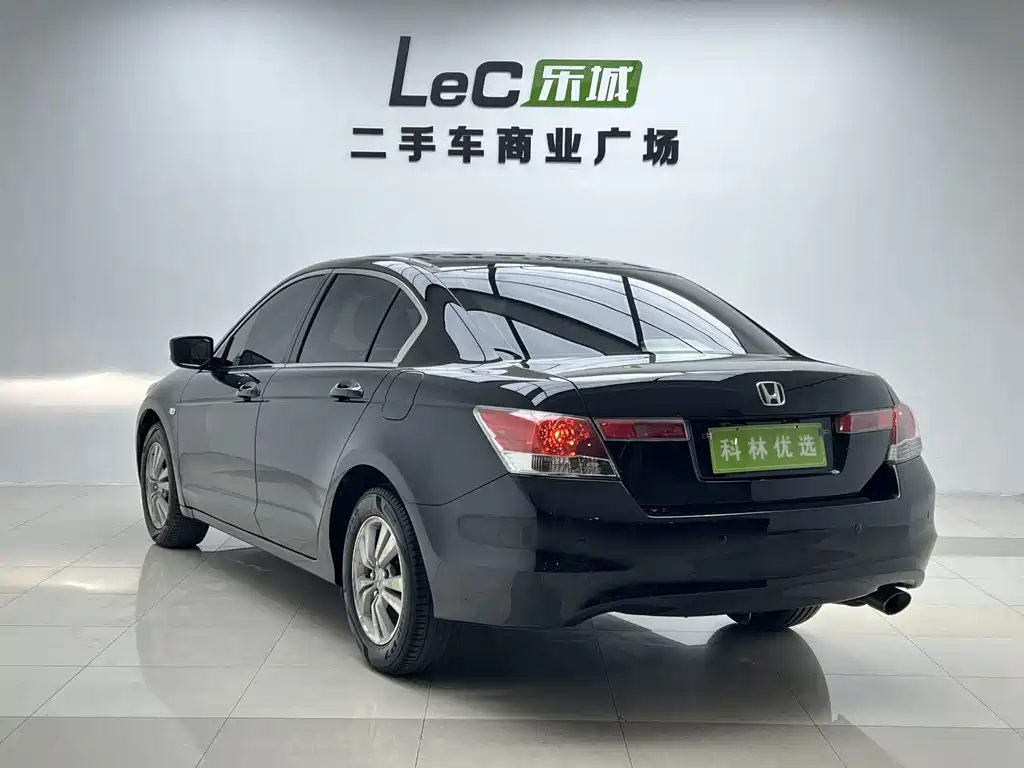 Honda Accord — миниатюра 4