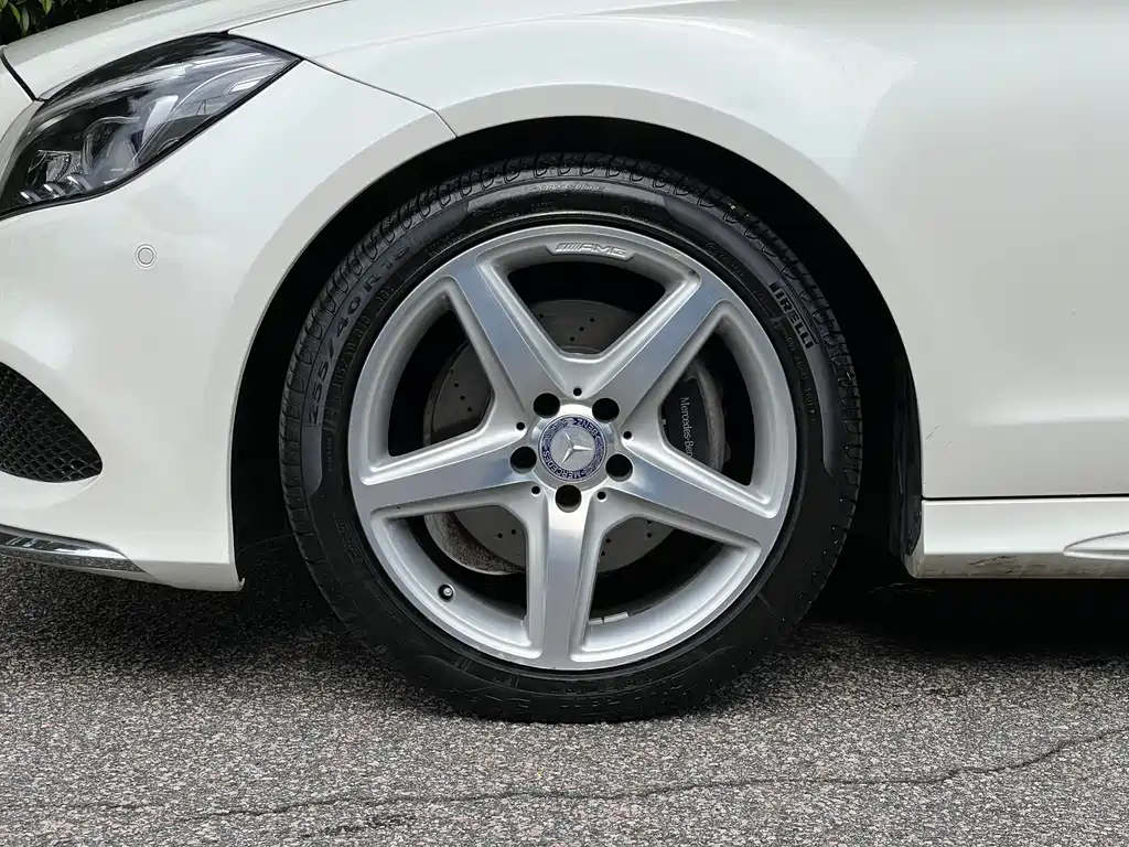 Mercedes-Benz CLS — миниатюра 17