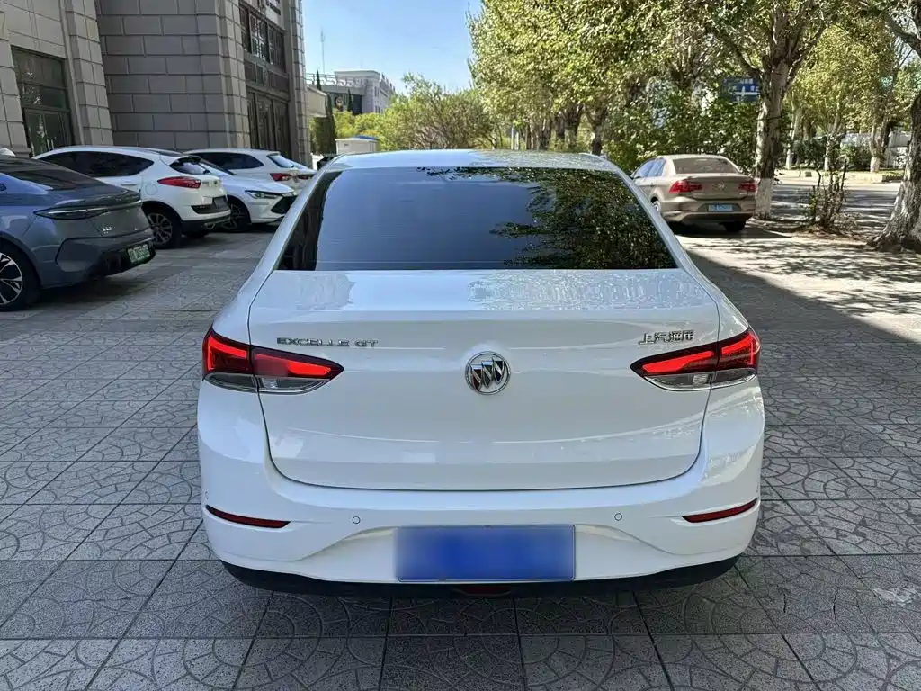 Buick Excelle — миниатюра 11