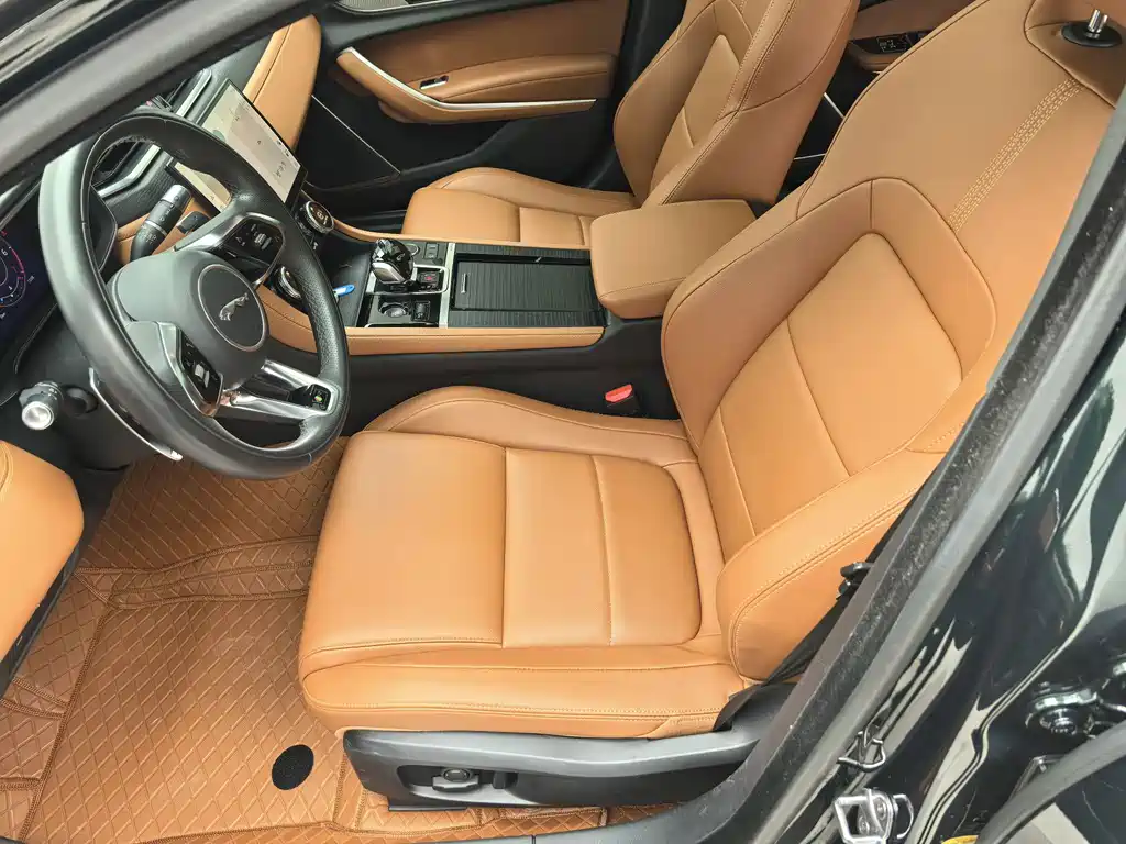 Jaguar XFL — миниатюра 11