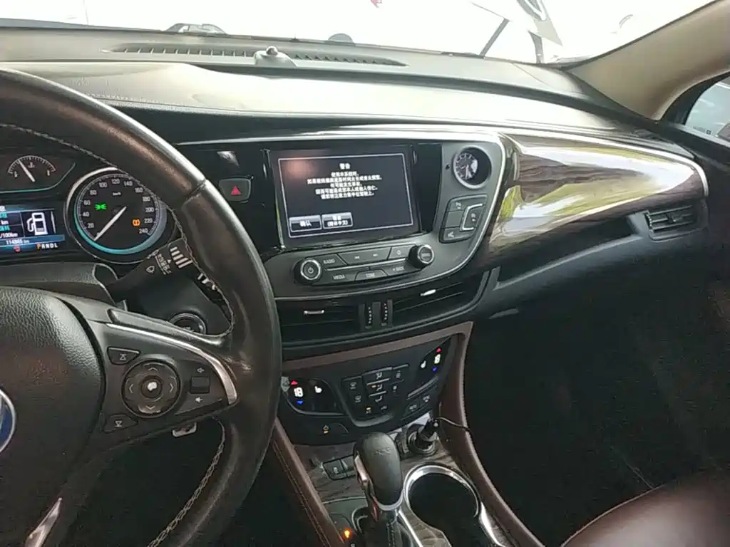 Buick Envision Plus — миниатюра 13