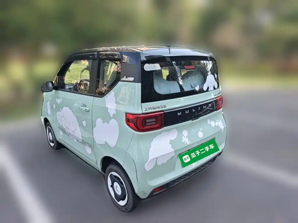 Wuling MINIEV — миниатюра 6