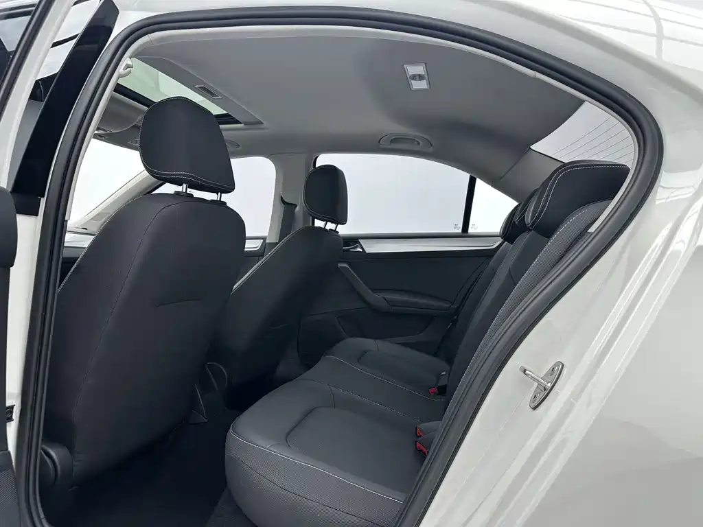 Skoda Rapid 2022 1.5L AT