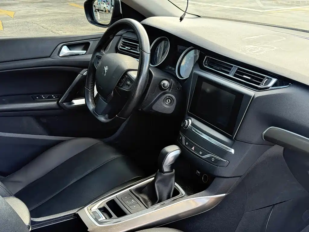 Peugeot 408 — миниатюра 10