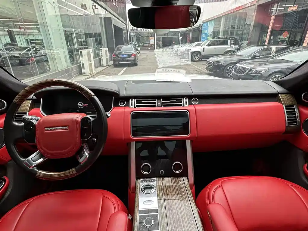 LAND ROVER RANGE ROVER