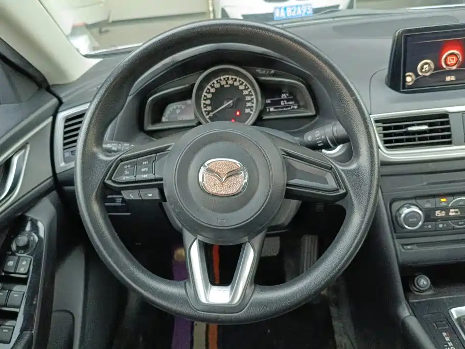 Mazda 3 Axela — миниатюра 14