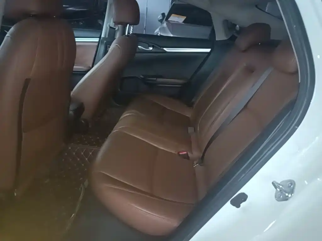 Honda Civic — миниатюра 17
