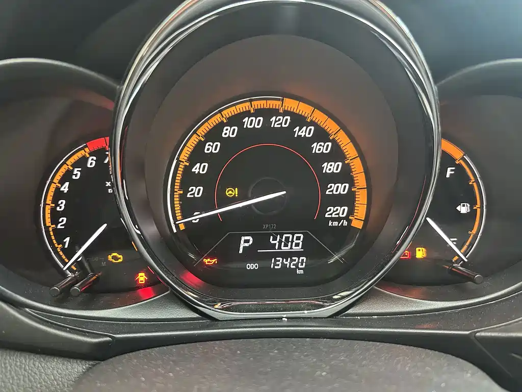 Toyota Yaris L — миниатюра 13