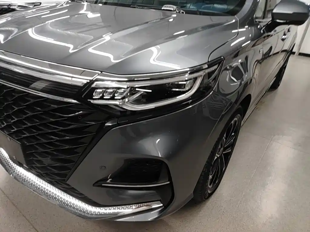 Roewe iMAX8 — фотографии объявления, Фото 24