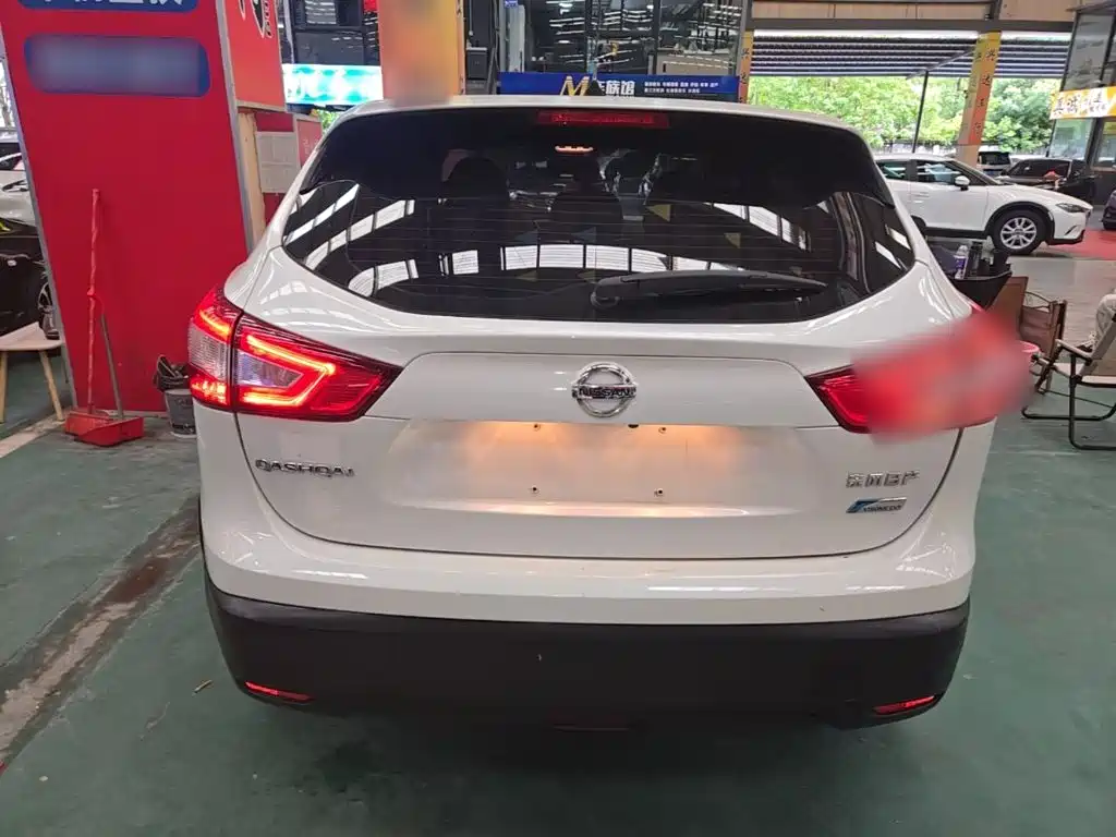 Nissan Qashqai — миниатюра 6